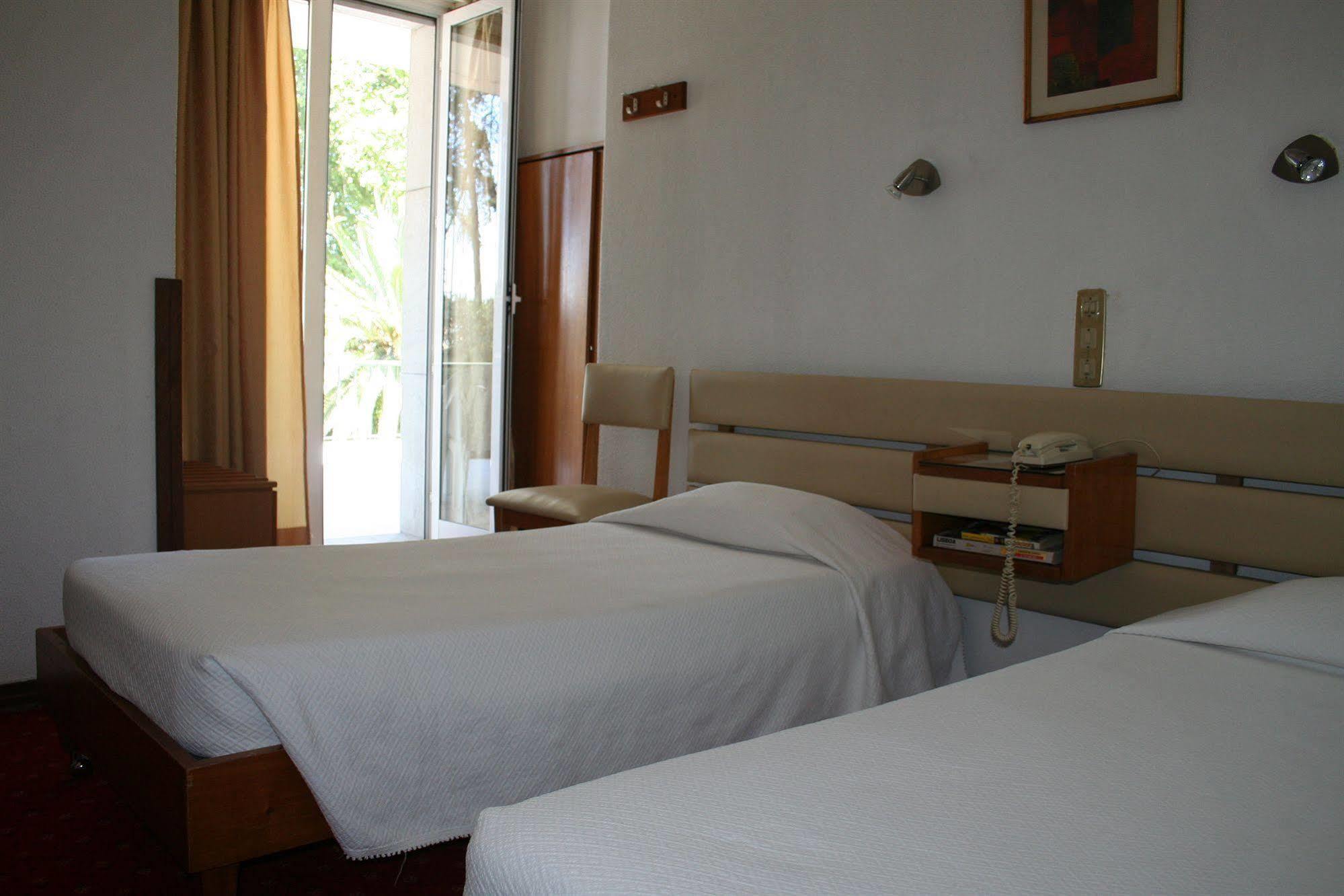 Residencial Terminus B&B Lisboa Екстериор снимка